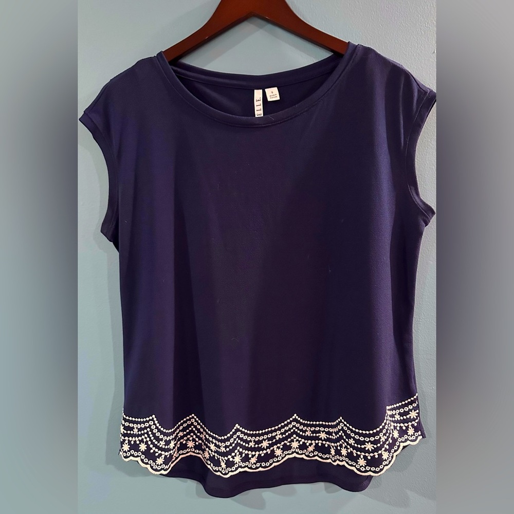 Elle Sleeveless Blouse